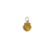 Load image into Gallery viewer, Shellina Charm