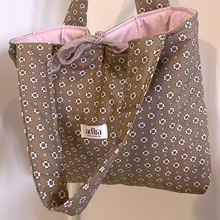 Load image into Gallery viewer, Toffee Bloom Bag