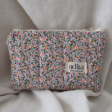 Load image into Gallery viewer, Wildflower Pouch