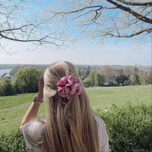 Load image into Gallery viewer, ROSE
