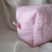 Load image into Gallery viewer, Blush Cloud Vanity Bag
